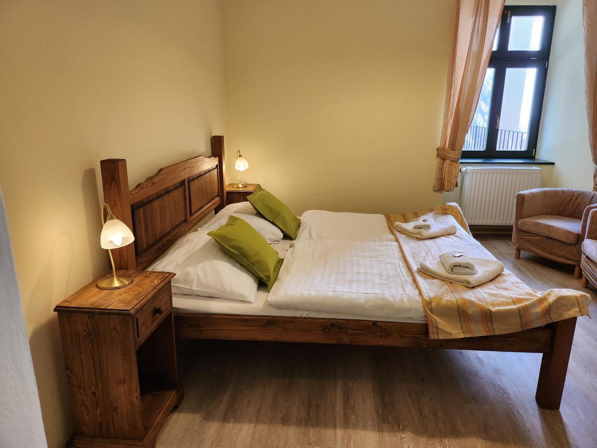 Hotel Opat 库特纳霍拉 外观 照片